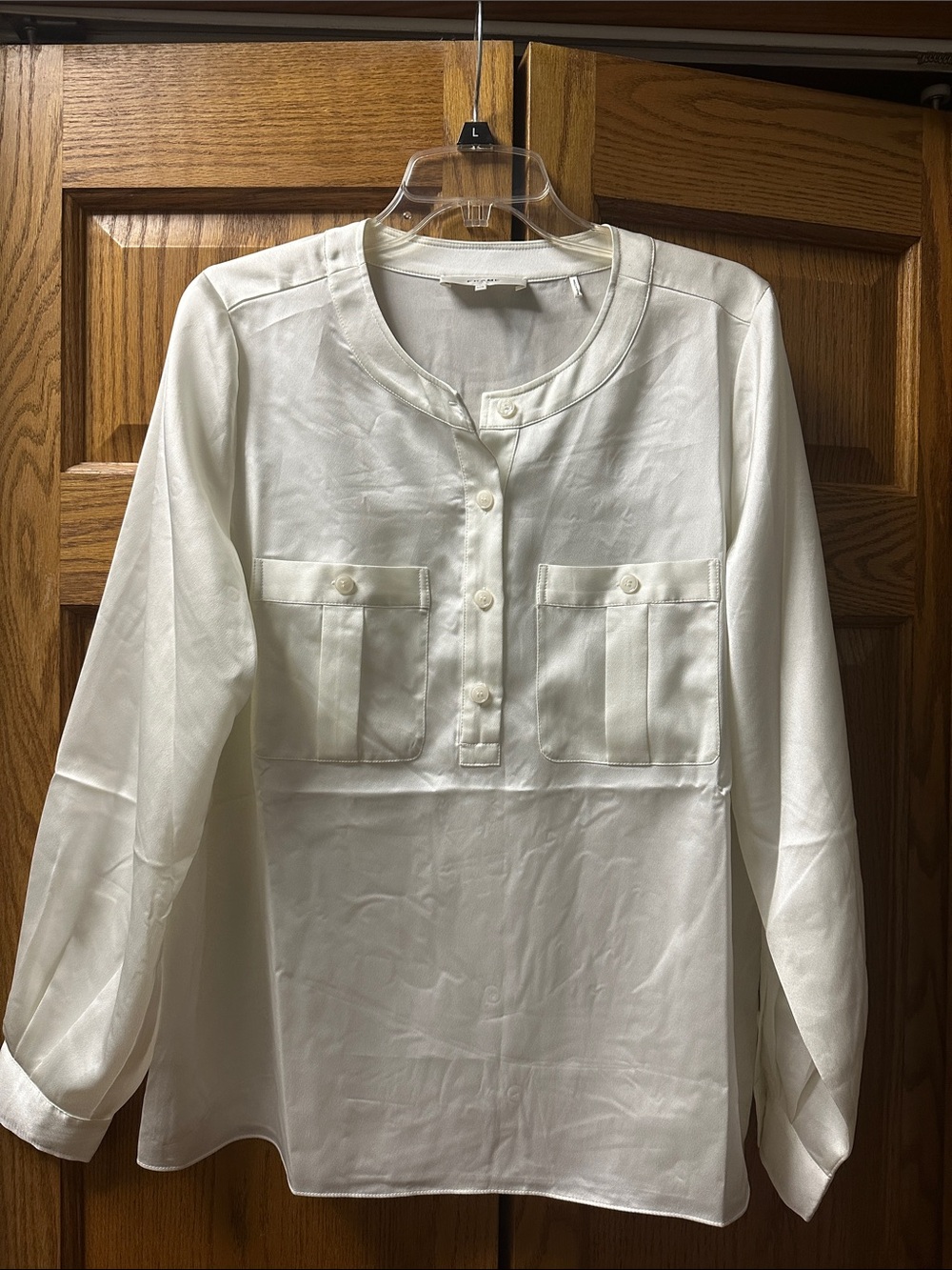 Frame Denim Ivory Round-Neck Buttoned Pocket Blouse